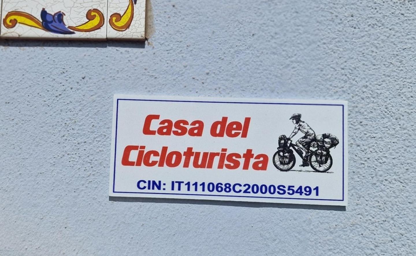 Casa Del Cicloturista Lägenhet Santadi Exteriör bild